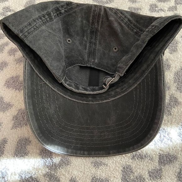 Black sand washed adjustable baseball hat with lightening patch - Picture 3 of 3